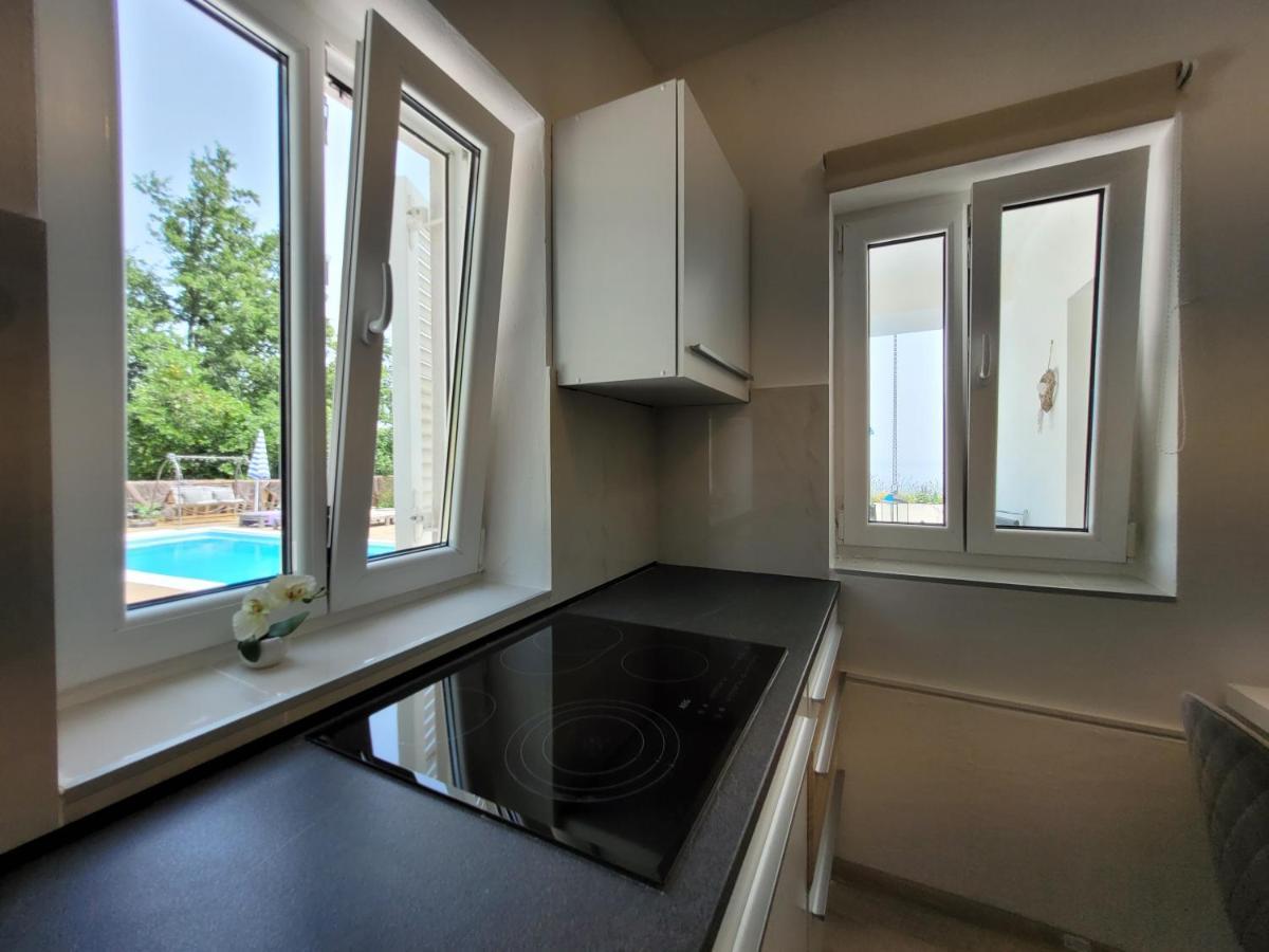 Ferienwohnung Mit Pool Kroatien Mit Meerblick Und Pool ลอฟราน ภายนอก รูปภาพ