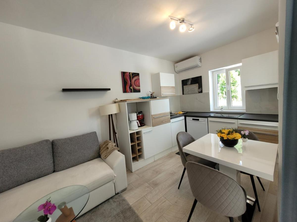Ferienwohnung Mit Pool Kroatien Mit Meerblick Und Pool ลอฟราน ภายนอก รูปภาพ